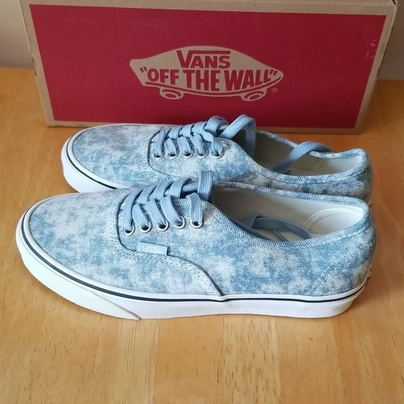 Vans Authentic Shoes - Picture 4 of 11